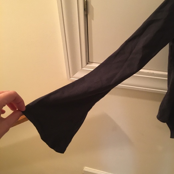 Gray bell sleeve scoop back off shoulder bodysuit - Picture 2 of 3